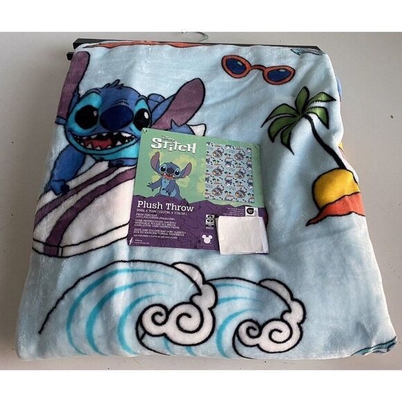 Disney Stitch Soft Throw Blanket 50 X 70” Surfing Tubbing Beach Waves NEW - Picture 9 of 16